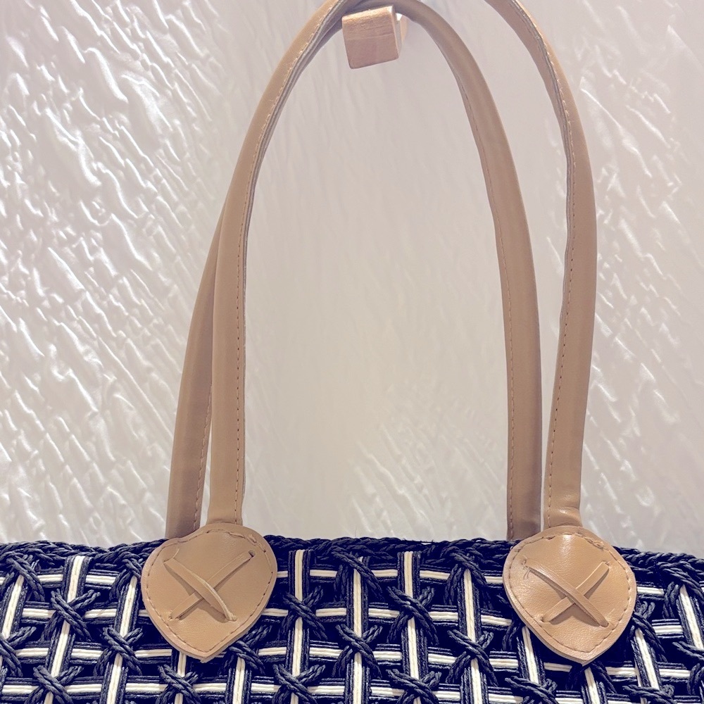 Woven Black and Tan Tote Bag - Picture 6 of 6